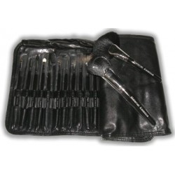 Trousse 28 pinceaux | Distributeur officiel de ME Basics